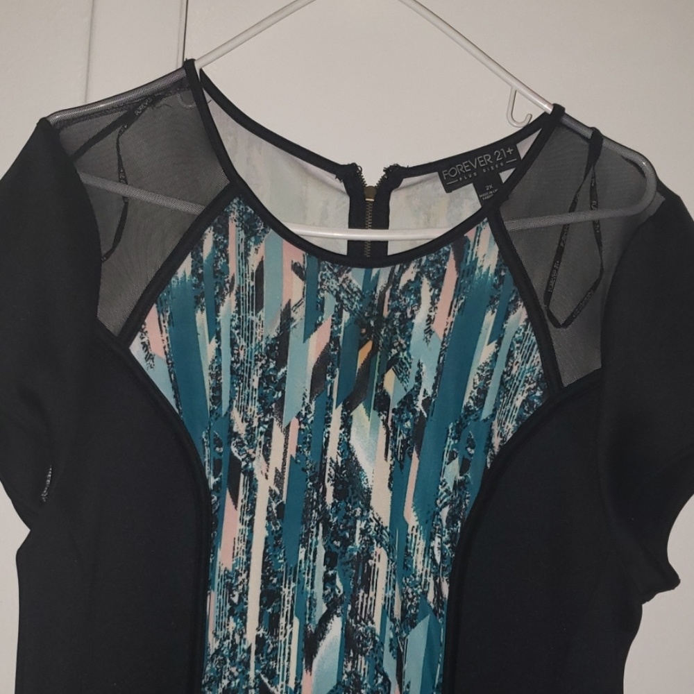 Dress - Picture 2 of 4